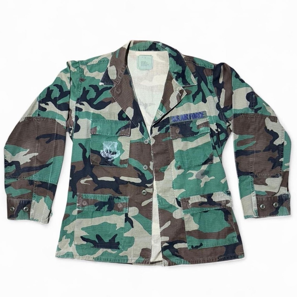 Vintage 90s US Air Force Military Camouflage Button-Up Army Coat Med 23x28"